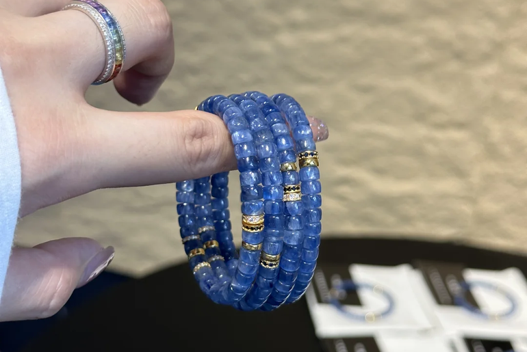 Kyanite Bracelet：Wear the Elegance of Van Gogh’s Starry Night on Your Wrist